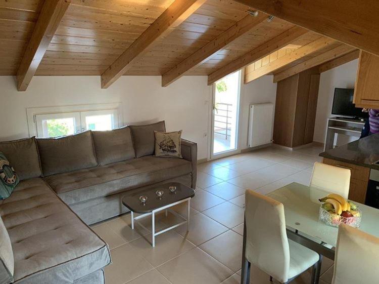 Апартаменты Sofita Attic Лефкада Экстерьер фото